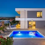 Luxurious In