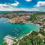 Luxurious In Apartment Malinska