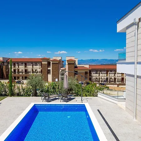 Apartamento Luxurious In