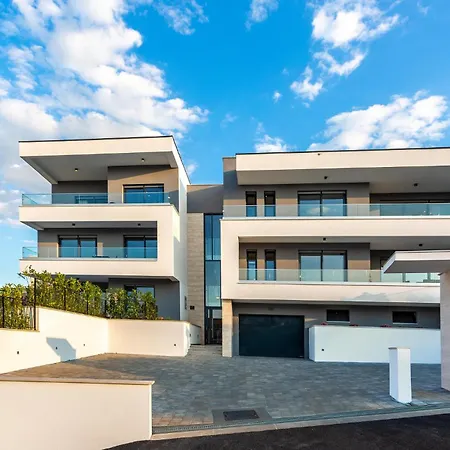 Luxurious In Malinska