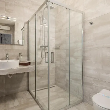 In With Wifi Apartment Malinska